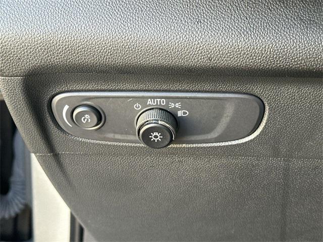 used 2023 Buick Envision car, priced at $20,355