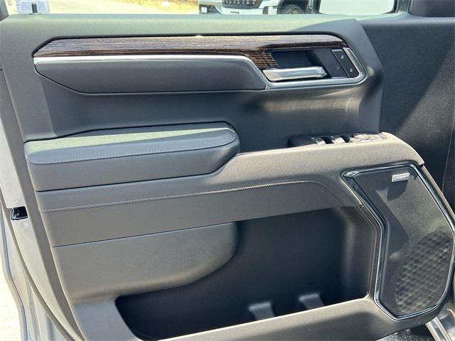 new 2025 GMC Sierra 1500 car, priced at $58,897