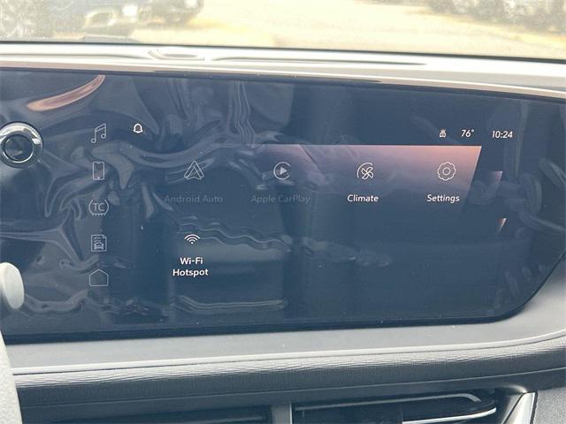 new 2025 Buick Envista car, priced at $25,452