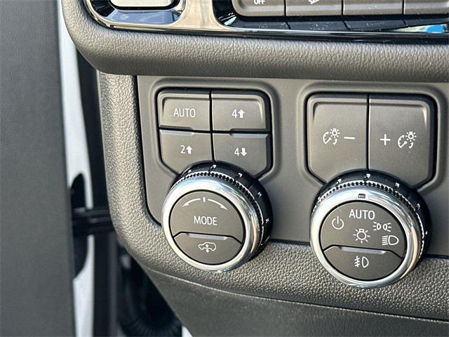 new 2025 GMC Yukon car, priced at $88,210