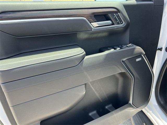 new 2025 GMC Sierra 1500 car, priced at $50,047