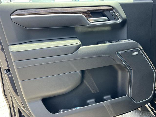 new 2025 GMC Sierra 1500 car, priced at $58,897
