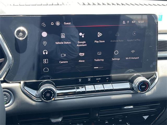 new 2025 GMC Canyon car, priced at $40,016