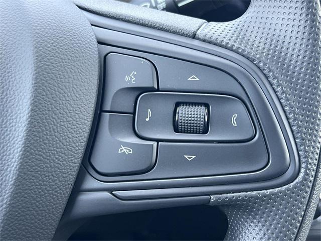 new 2025 Buick Envista car, priced at $24,990