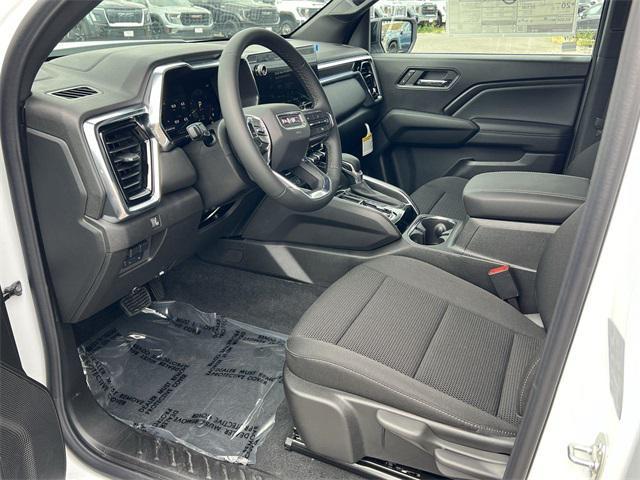 new 2025 GMC Canyon car, priced at $40,095