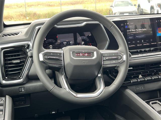 new 2025 GMC Canyon car, priced at $40,095