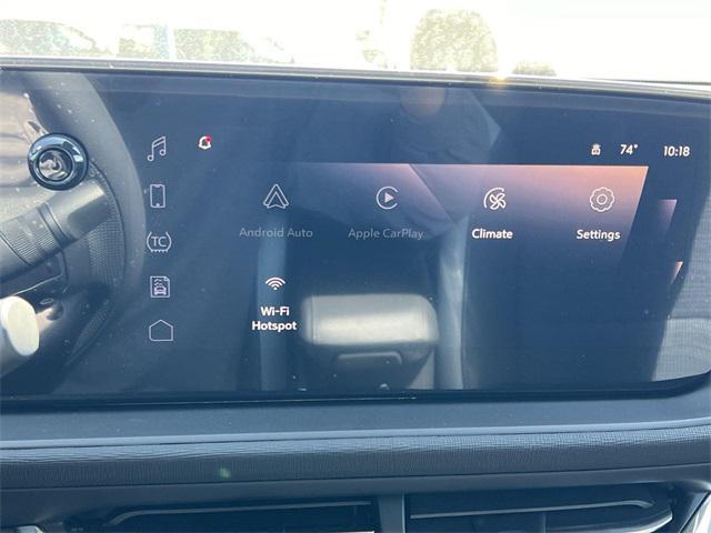 new 2025 Buick Envista car, priced at $22,287