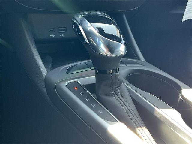 new 2025 Buick Envista car, priced at $22,287