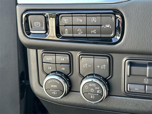 new 2025 GMC Yukon XL car, priced at $96,525