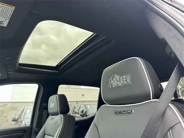 new 2025 GMC Sierra 1500 car, priced at $84,842