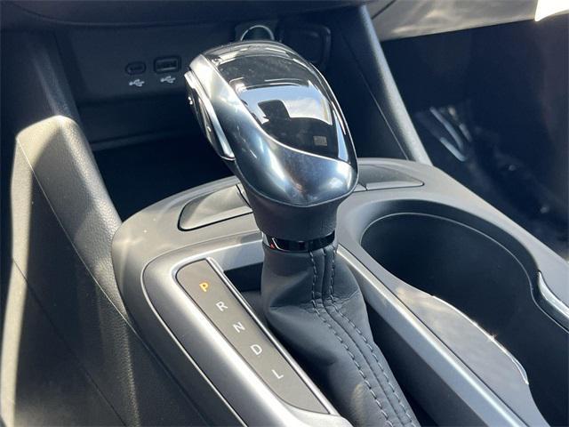 new 2025 Buick Envista car, priced at $22,201