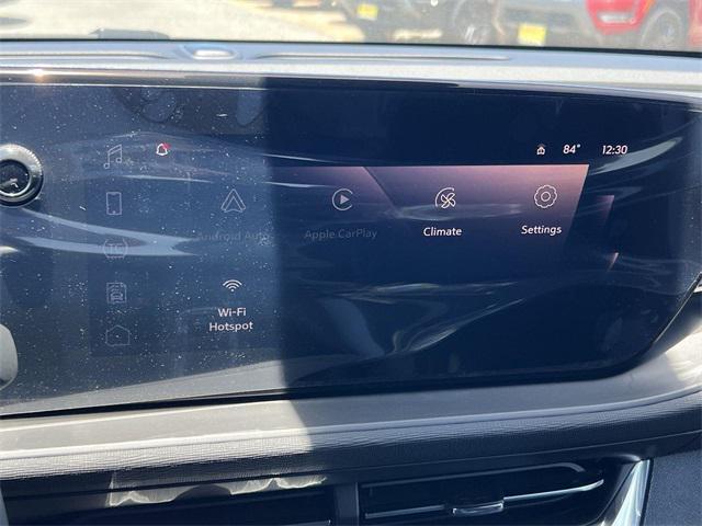 new 2025 Buick Envista car, priced at $22,201