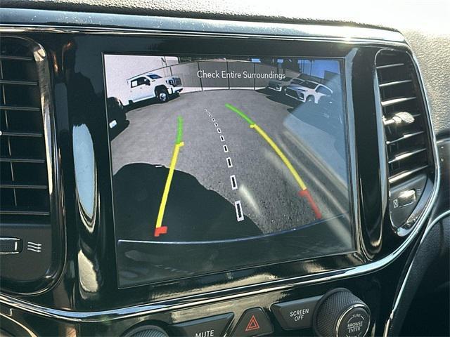 used 2020 Jeep Grand Cherokee car, priced at $21,244