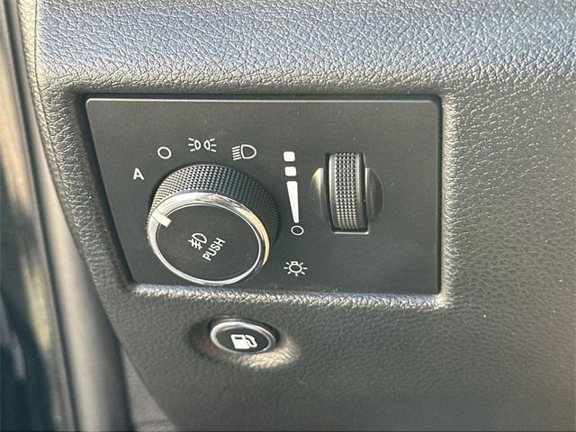 used 2020 Jeep Grand Cherokee car, priced at $21,244