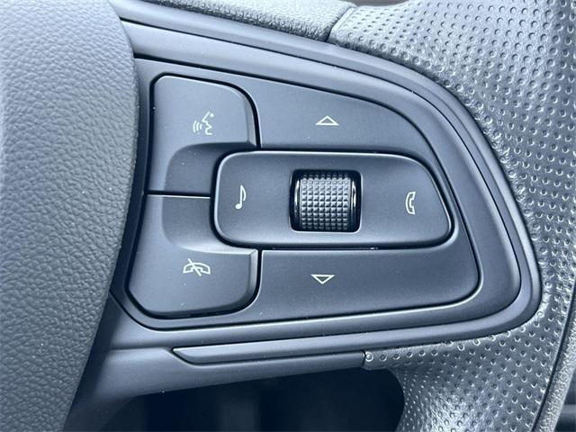 new 2025 Buick Envista car, priced at $23,734