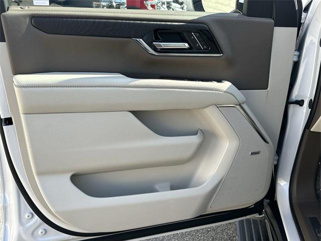 new 2025 GMC Yukon XL car, priced at $97,125