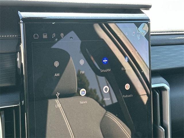 new 2025 GMC Acadia car, priced at $40,197