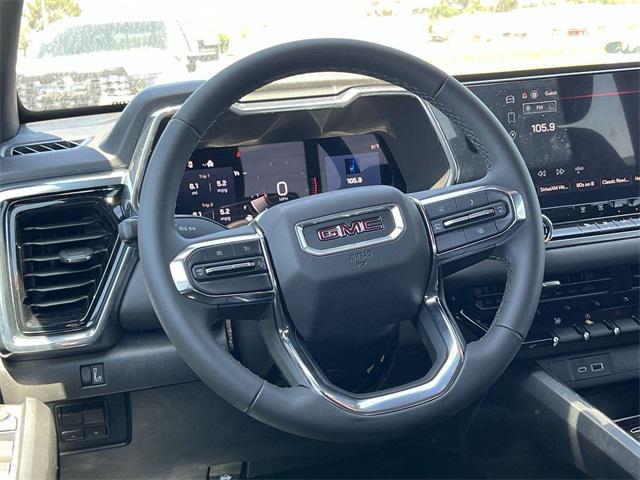 new 2025 GMC Canyon car, priced at $45,432