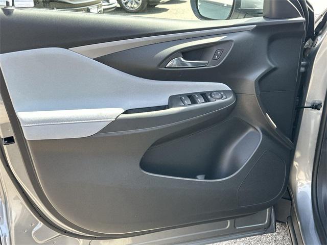 new 2025 Buick Envista car, priced at $22,201