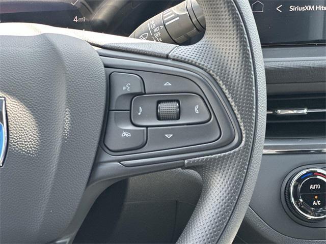 new 2025 Buick Envista car, priced at $22,201