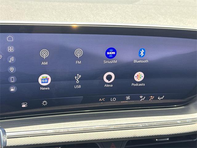 new 2025 Buick Envision car, priced at $33,783