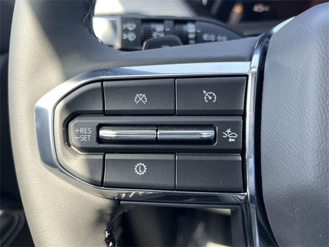 new 2025 GMC Acadia car, priced at $43,182