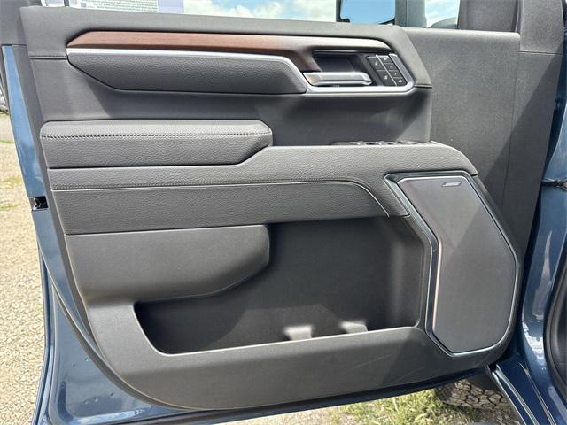 new 2025 GMC Sierra 2500 car, priced at $86,540