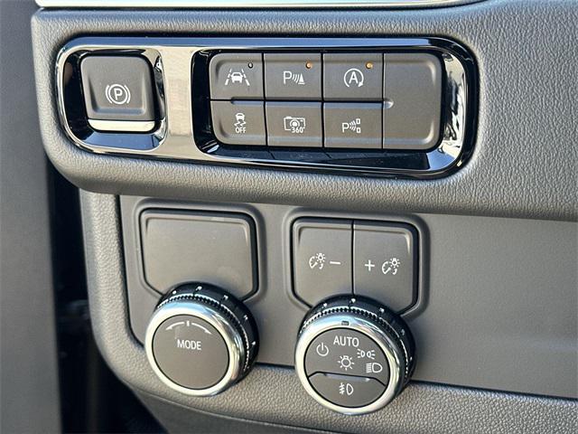 used 2025 GMC Yukon car, priced at $69,936