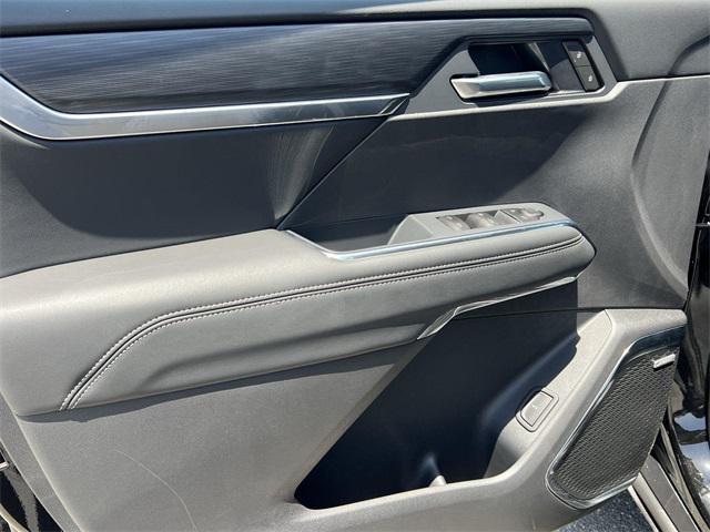 new 2025 GMC Acadia car, priced at $43,963