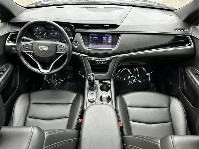 used 2022 Cadillac XT6 car, priced at $28,000