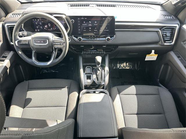 new 2025 GMC Canyon car, priced at $40,095