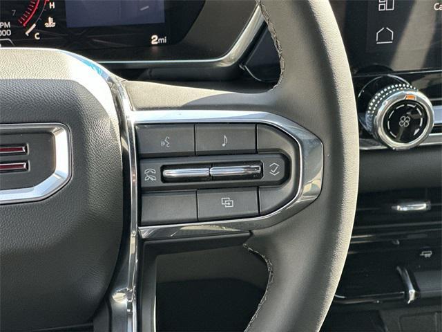 new 2025 GMC Canyon car, priced at $40,095
