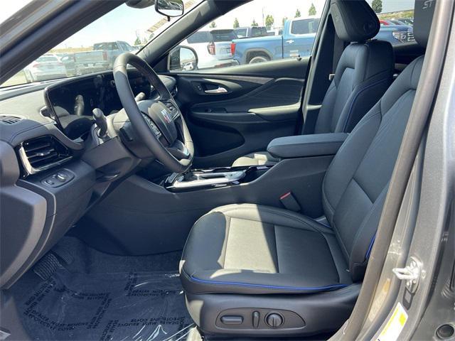 new 2025 Buick Envista car, priced at $26,370