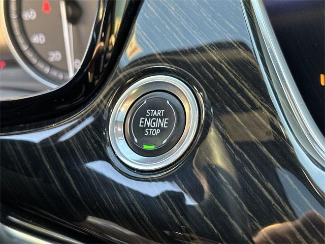 used 2020 Cadillac XT6 car, priced at $28,822