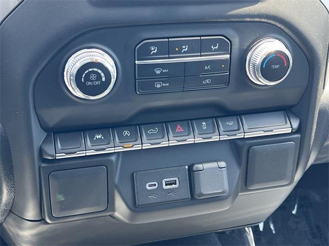 new 2025 GMC Sierra 1500 car, priced at $37,914