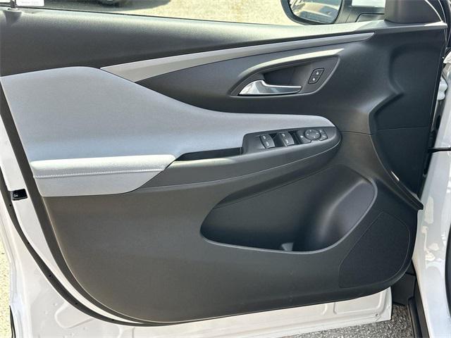 new 2025 Buick Envista car, priced at $24,990