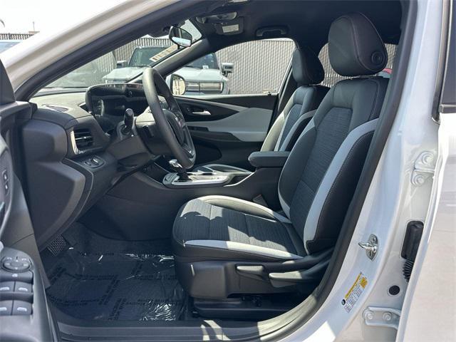 new 2025 Buick Envista car, priced at $24,990