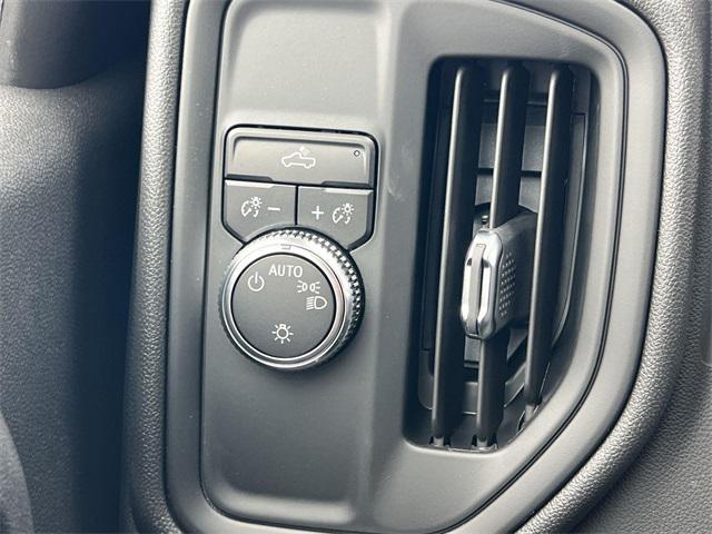 new 2025 GMC Sierra 1500 car, priced at $35,191