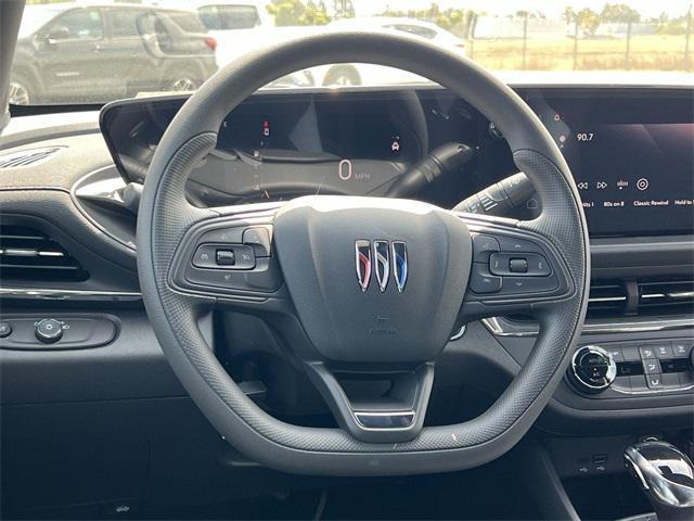 new 2025 Buick Envista car, priced at $22,201
