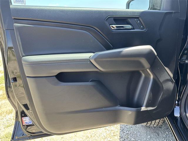 new 2025 GMC Canyon car, priced at $38,061