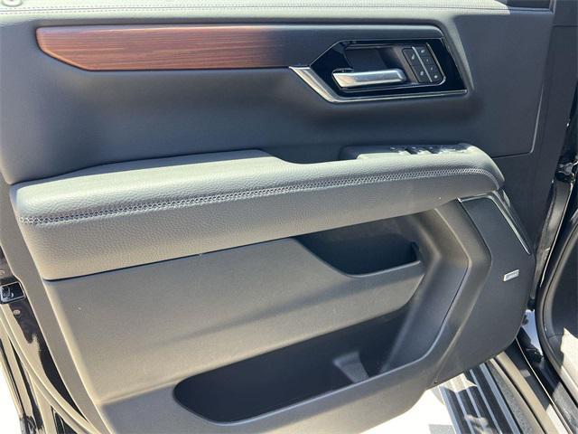 new 2025 GMC Yukon car, priced at $88,592