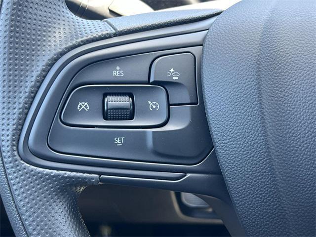 new 2025 Buick Envista car, priced at $24,990