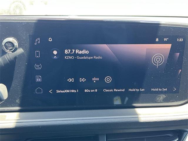 new 2025 Buick Envista car, priced at $24,990