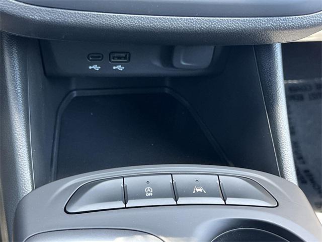 new 2025 Buick Envista car, priced at $24,990
