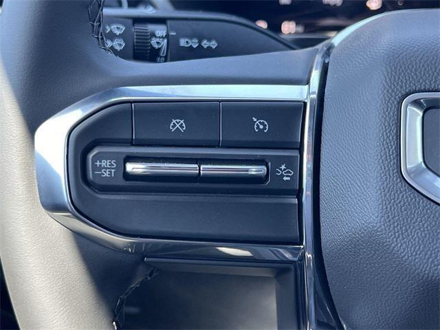 new 2025 GMC Canyon car, priced at $39,778
