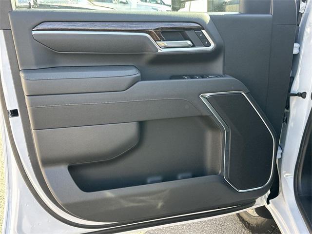 new 2026 GMC Sierra 2500 car, priced at $76,405