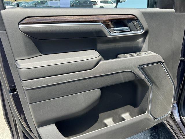 new 2025 GMC Sierra 1500 car, priced at $50,135