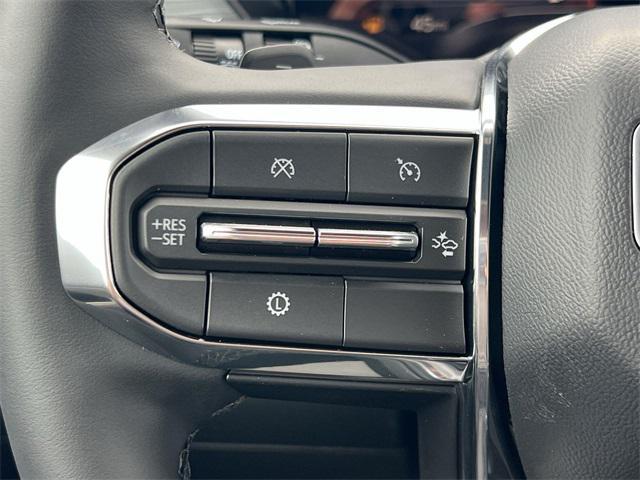 new 2025 GMC Acadia car, priced at $43,601