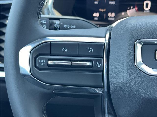 new 2025 GMC Canyon car, priced at $40,590