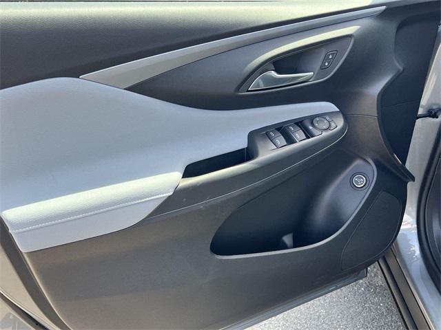 new 2025 Buick Envista car, priced at $22,713